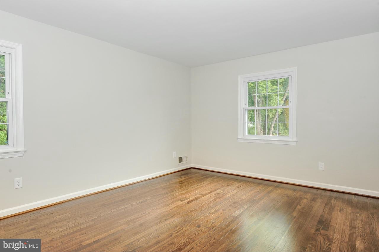 7719 Hayfield Road Alexandria, VA 22315 - Photo 11 of 29 Master Bedroom