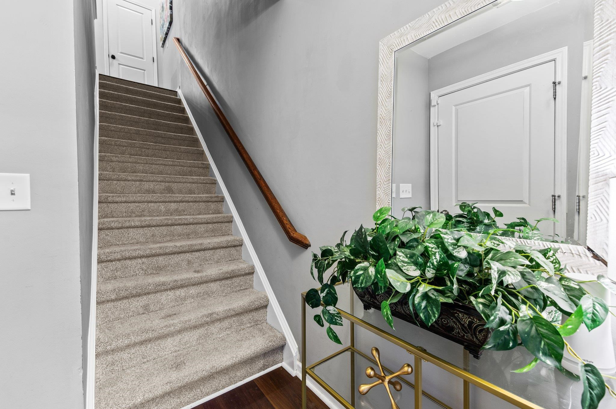 1519 Crafton Way Raleigh, NC 27607 - Photo 5 of 35 Stunning Foyer