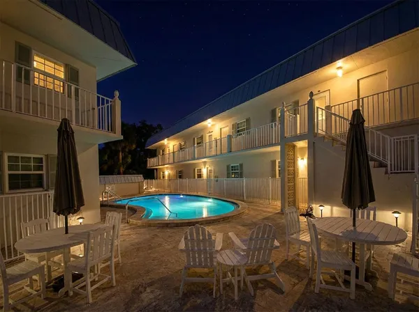 $3,000 | 900 Jasmine Lane, Unit 9A, Vero Beach, FL 32963
