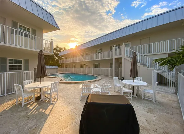 $3,000 | 900 Jasmine Lane, Unit 9A, Vero Beach, FL 32963