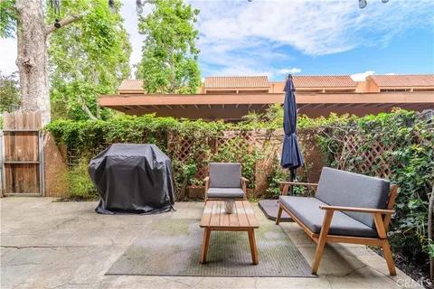 $449,000 | 6600 Warner Avenue, Unit 171, Huntington Beach, CA 92647