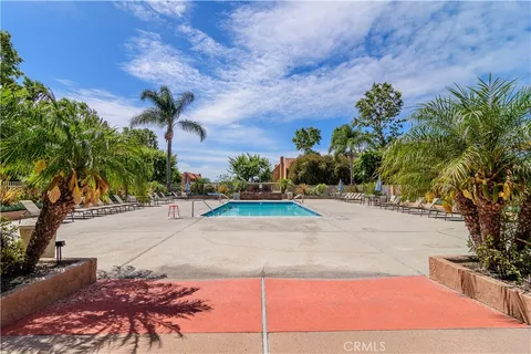 $449,000 | 6600 Warner Avenue, Unit 171, Huntington Beach, CA 92647