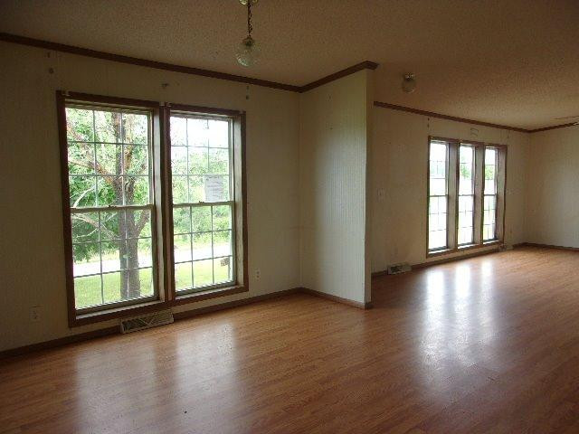977 Center Ridge Road De Mossville, KY 41033 - Photo 2 of 17 Gallery Image 2