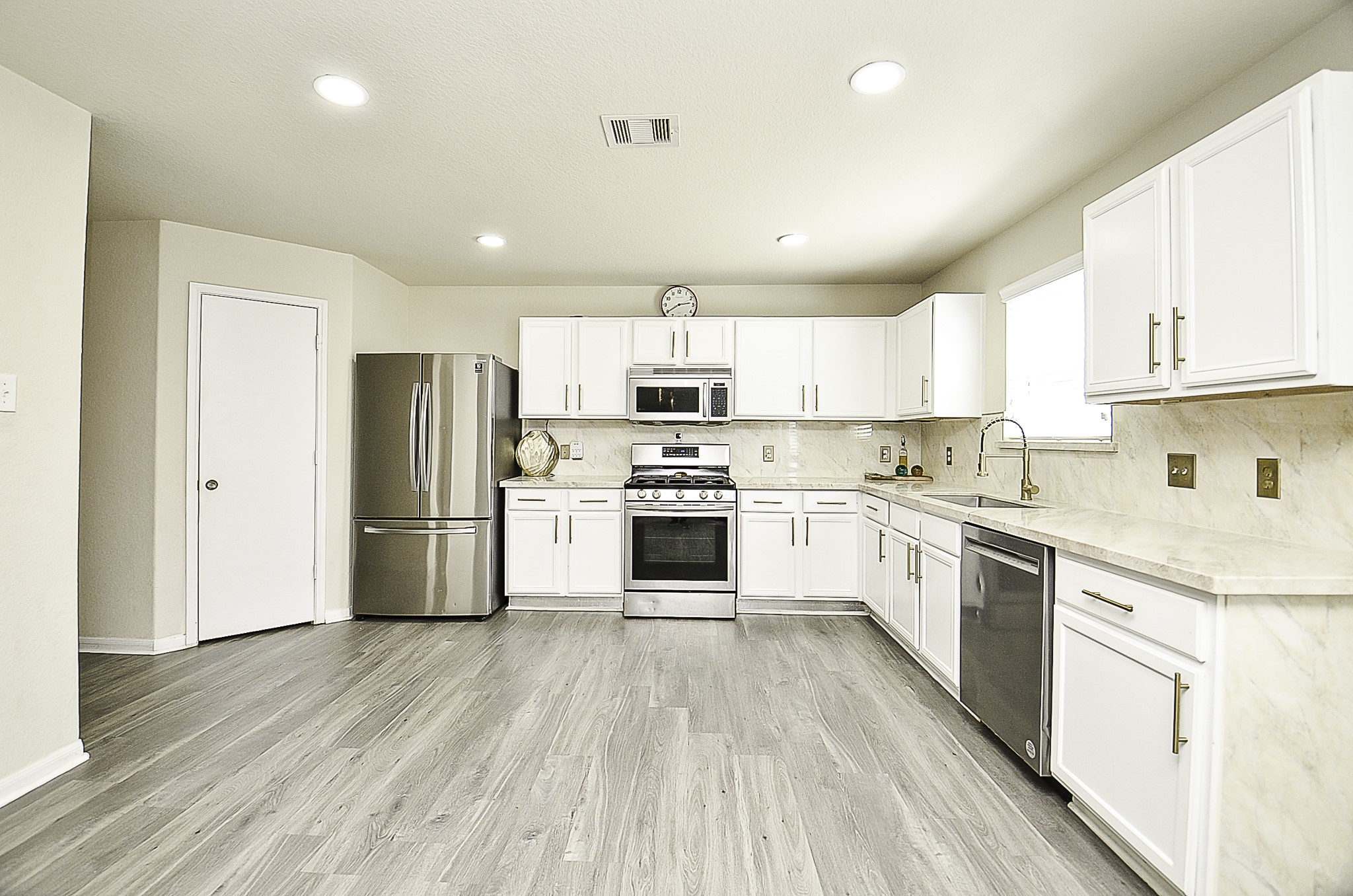 3323 Thicket Path Way Katy, TX 77493 - Photo 8 of 40