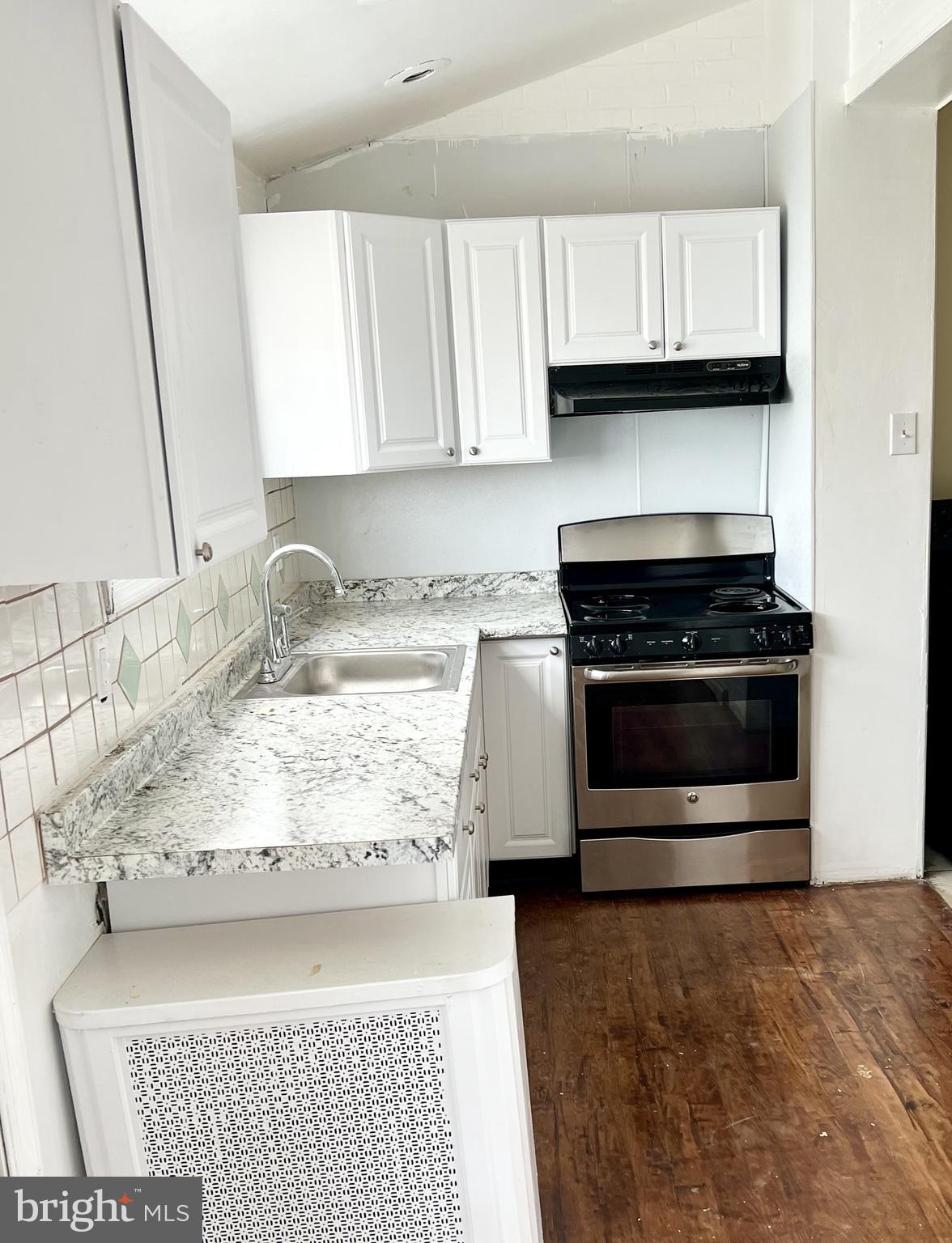 27 Sunshine Road, Unit 1 Upper Darby, PA 19082 - Photo 6 of 13
