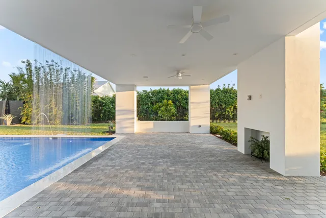 $2,900,000 | 1544 Southeast St Lucie Boulevard, Stuart, FL 34996