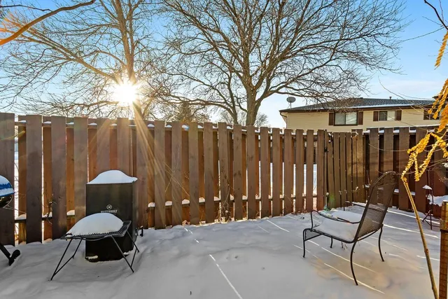 $140,000 | 6308 84th Court North, Brooklyn Park, MN 55445