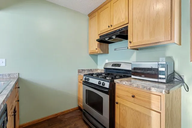 $140,000 | 6308 84th Court North, Brooklyn Park, MN 55445