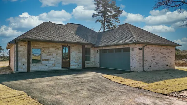 $259,500 | 197 County Road 4323, Pittsburg, TX 75686