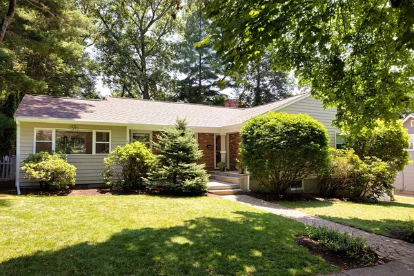 $1,600,000 | 48 Goddard Street, Newton, MA 02461