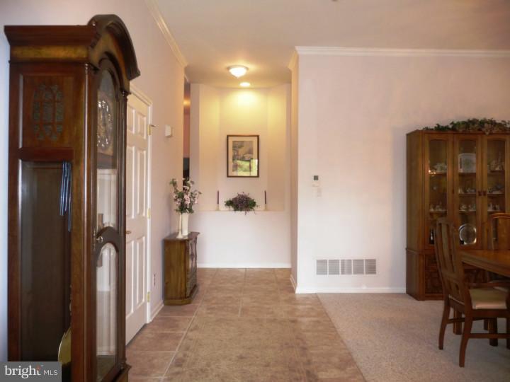 49 Foster Road Pennington, NJ 08534 - Photo 2 of 25 Foyer