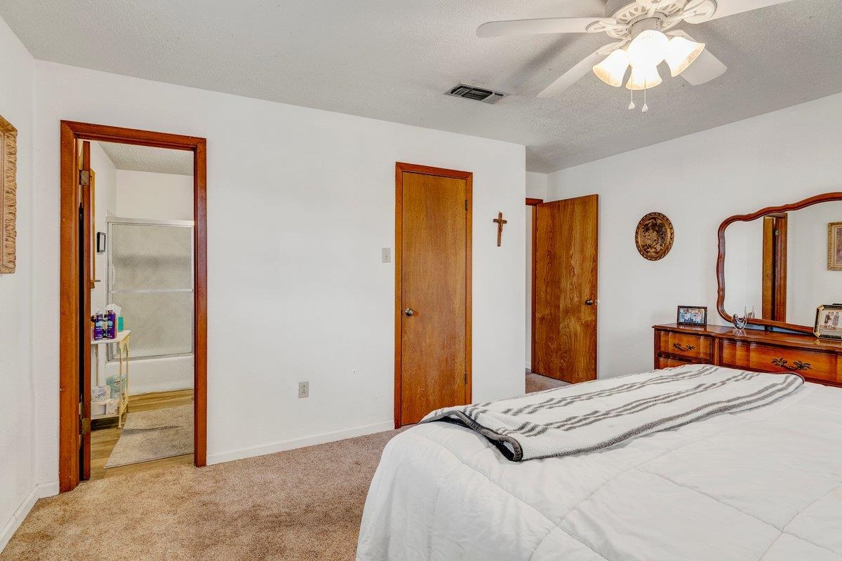 6831 Howe Street Groves, TX 77619 - Photo 14 of 34