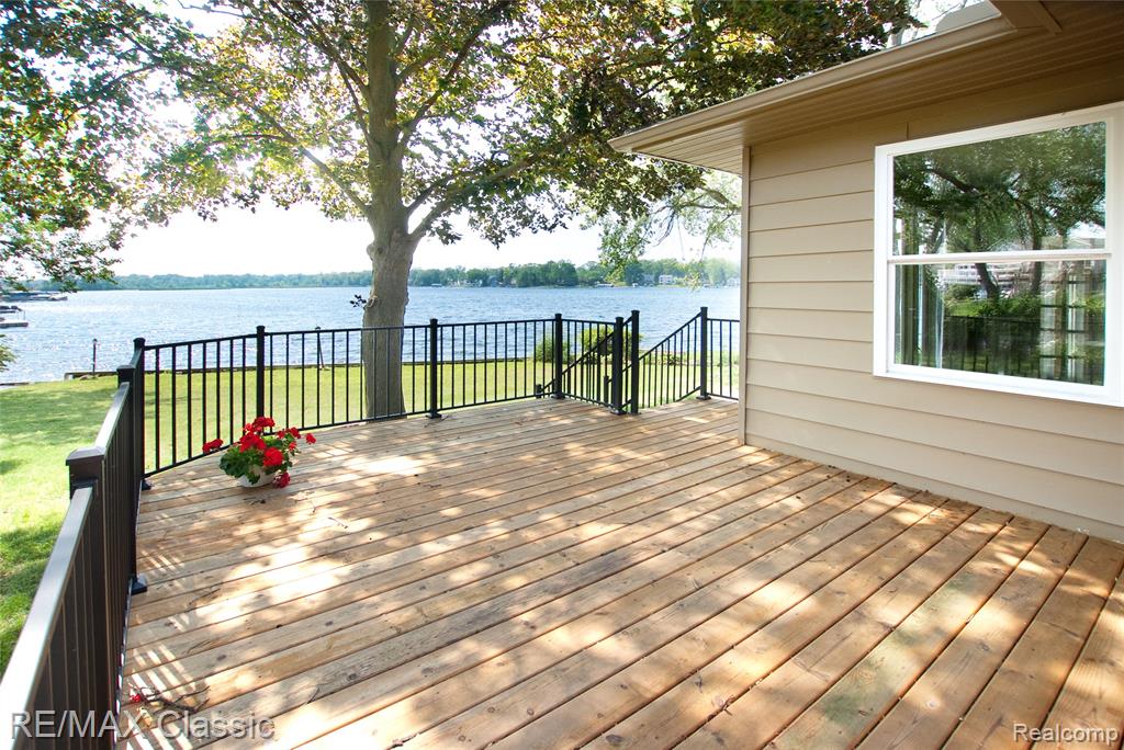 1861 Ladd Road Wolverine Lake, MI 48390 - Photo 32 of 36