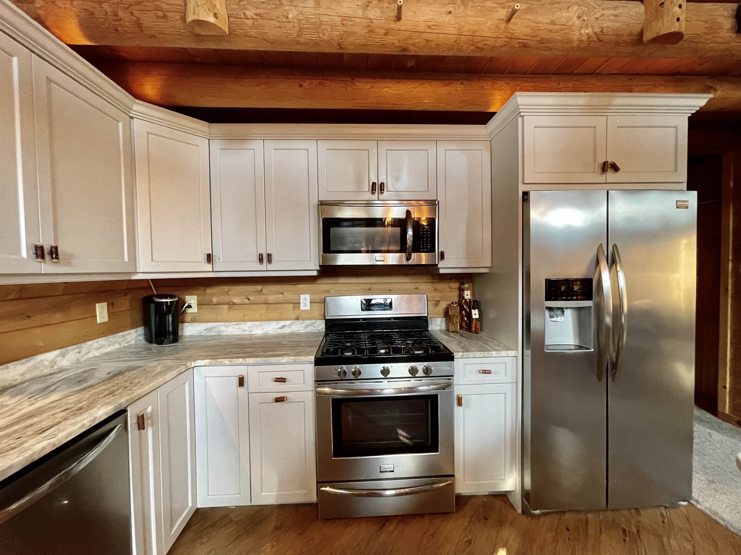 137 Francis Road Wakefield, NH 03830 - Photo 3 of 40