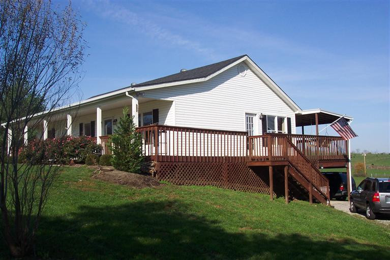 2360 Goshen Road Winchester, KY 40391 - Photo 2 of 16 Photo 2