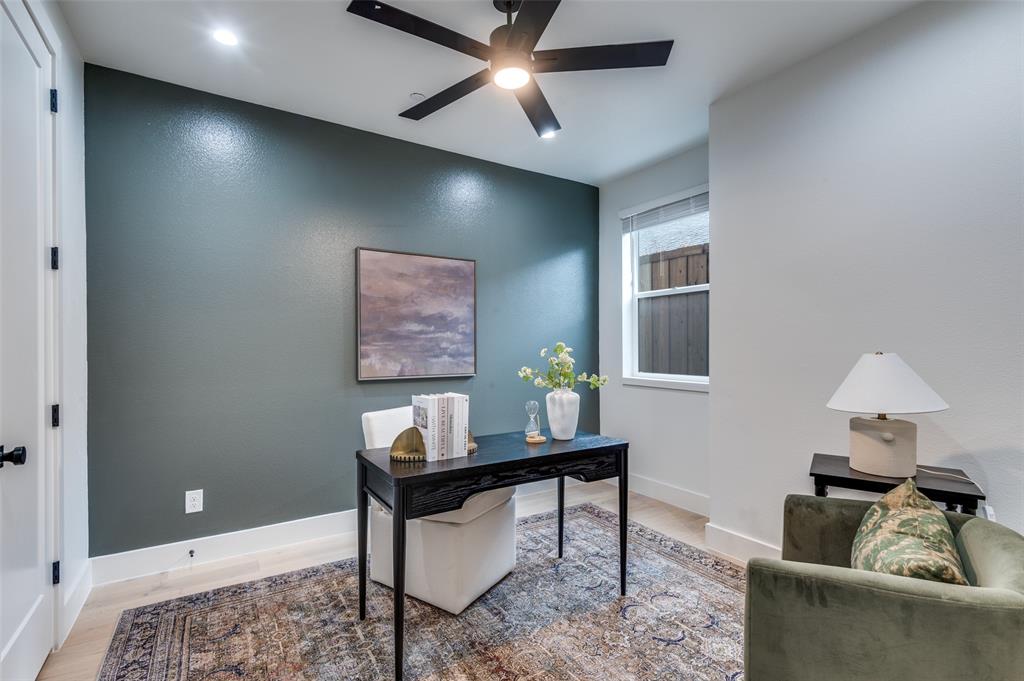 1147 North Madison Avenue, Unit 102 Dallas, TX 75208 - Photo 14 of 24 First floor bedroom perfect for a home office.