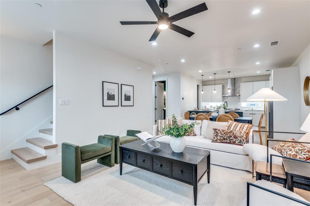 1147 North Madison Avenue, Unit 102 Dallas, TX 75208 - Photo 2 of 24 Spacious open layout on the second level