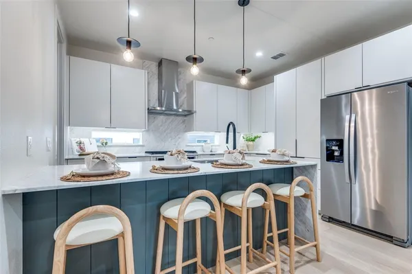 $424,900 | 1147 North Madison Avenue, Unit 102, Dallas, TX 75208