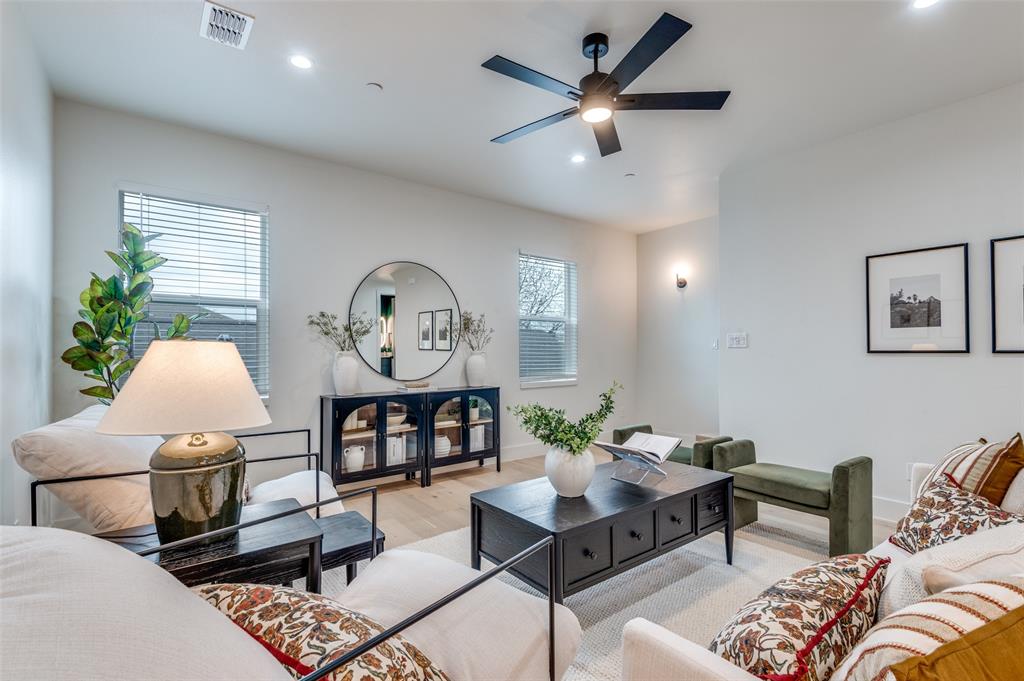 1147 North Madison Avenue, Unit 102 Dallas, TX 75208 - Photo 9 of 24