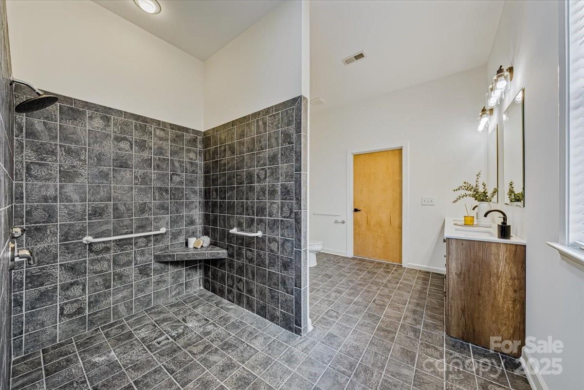 6517 Old Magnolia Lane Mint Hill, NC 28227 - Photo 27 of 46 a view of bathroom
