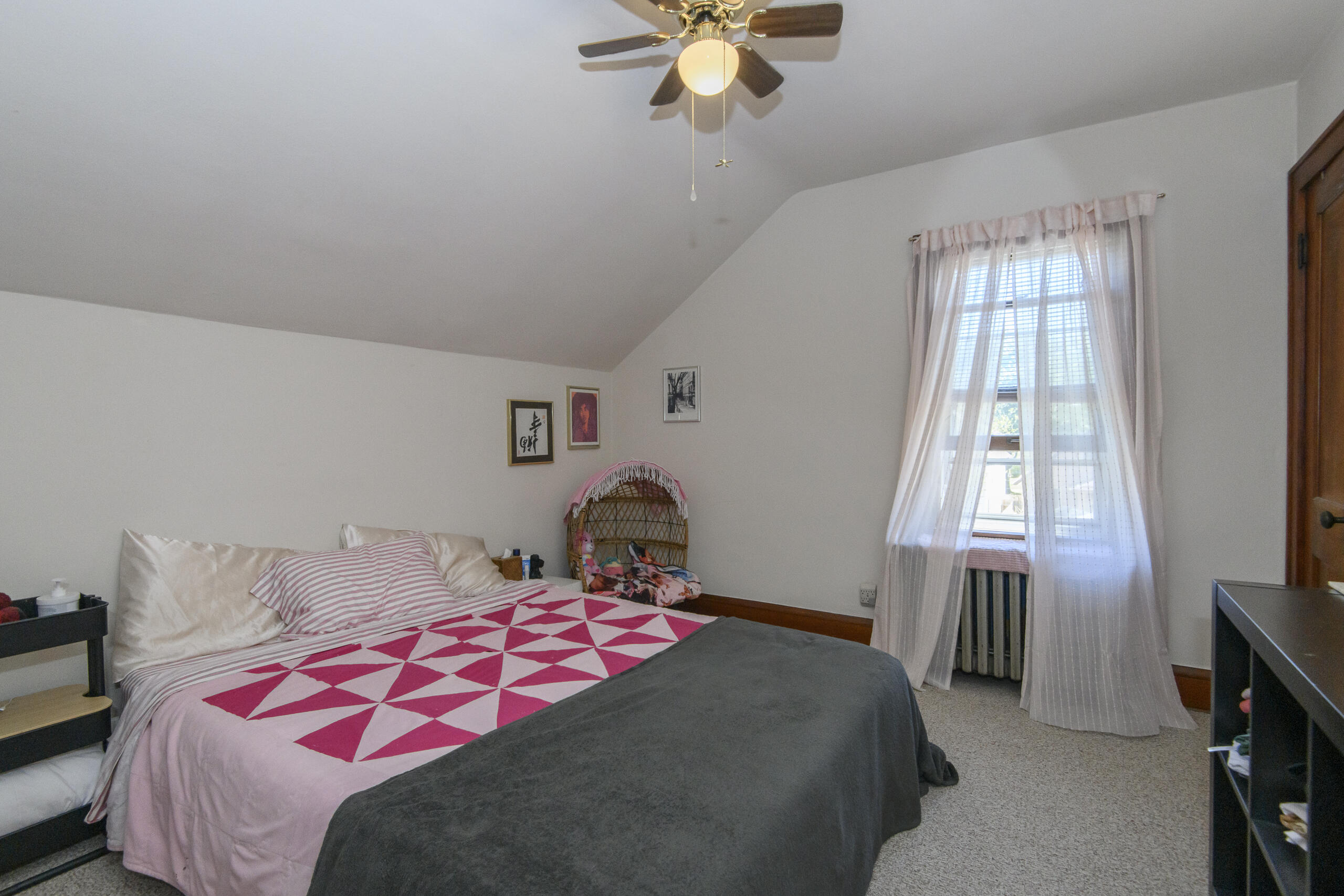 3134 South Indiana Avenue, Unit 3136 Milwaukee, WI 53207 - Photo 18 of 45 3134 S Indiana-24