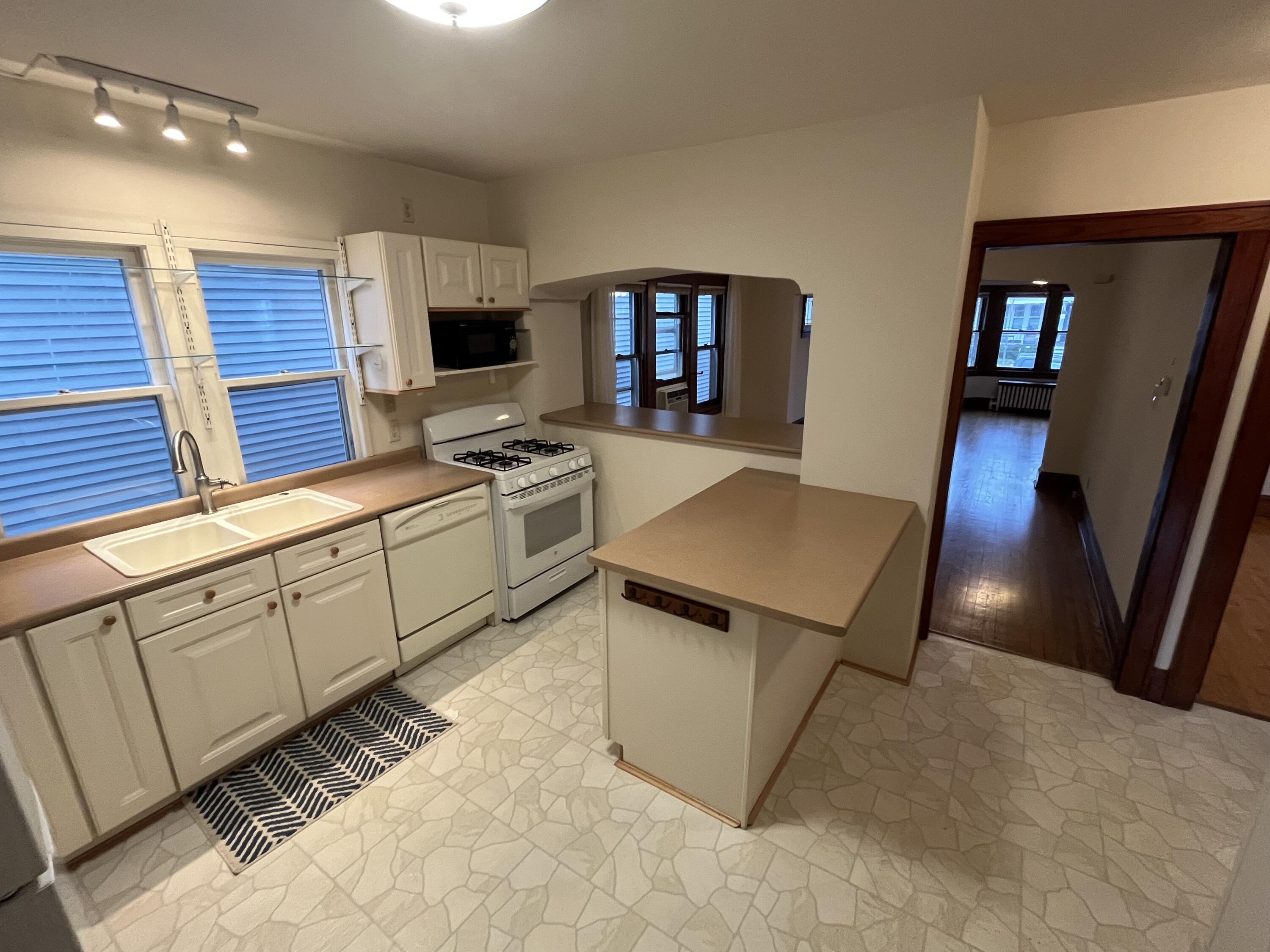 3134 South Indiana Avenue, Unit 3136 Milwaukee, WI 53207 - Photo 28 of 45 Lower Unit Kitchen 1