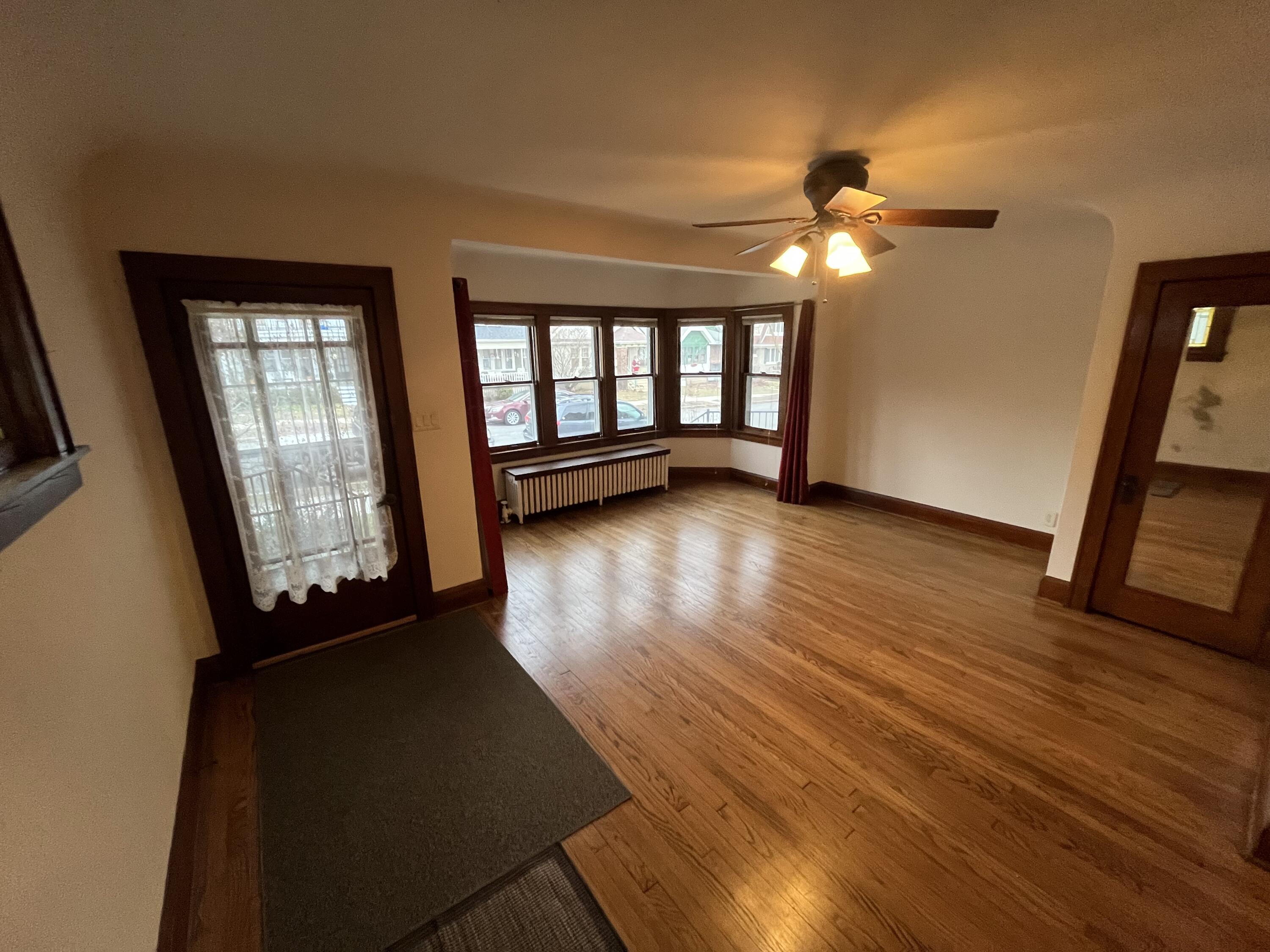 3134 South Indiana Avenue, Unit 3136 Milwaukee, WI 53207 - Photo 31 of 45 Lower Unit LR 1
