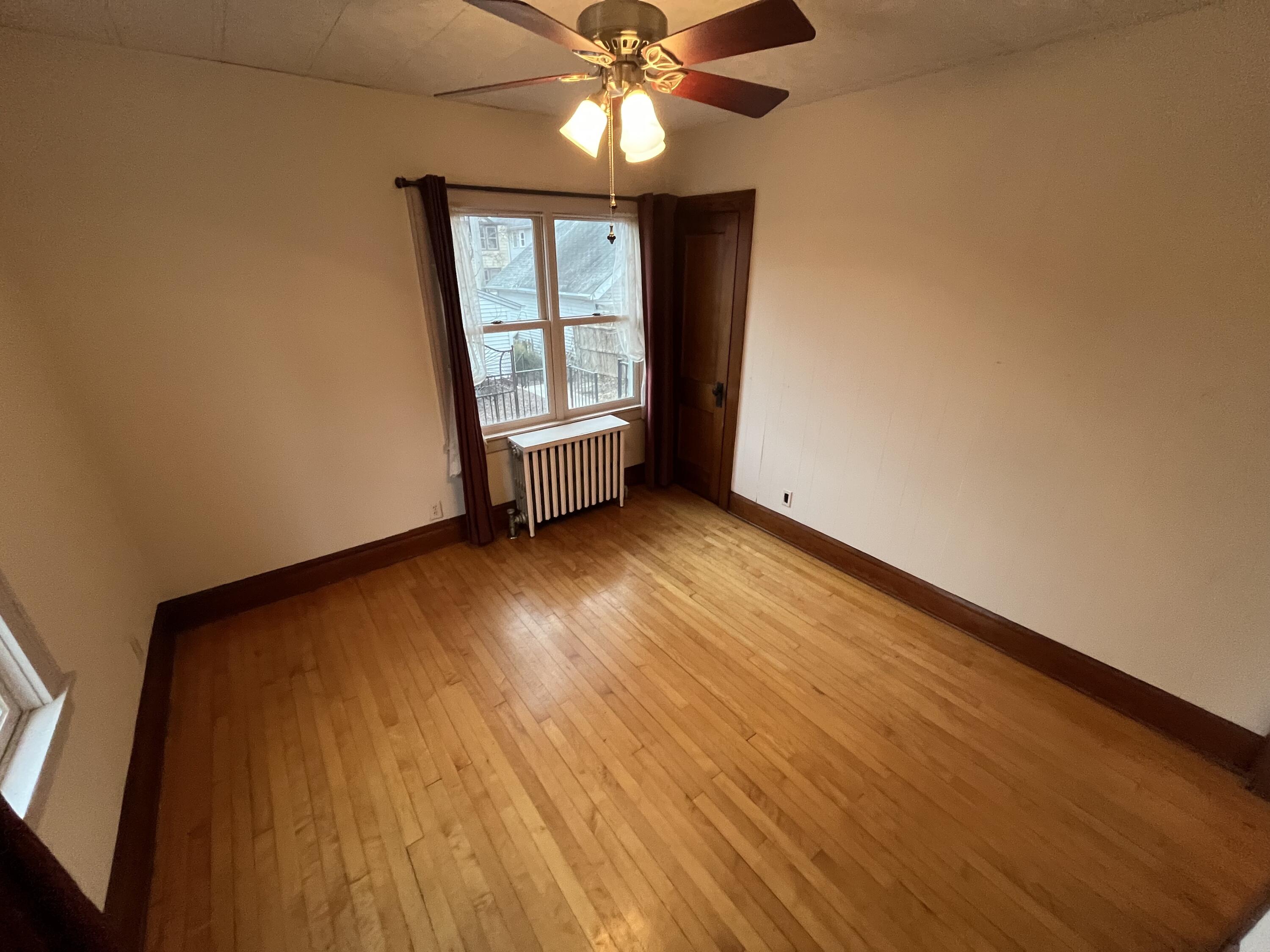 3134 South Indiana Avenue, Unit 3136 Milwaukee, WI 53207 - Photo 39 of 45 Lower Unit BR 2-2