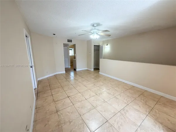 $1,600 | 109 Gardens Drive, Unit 203, Pompano Beach, FL 33069