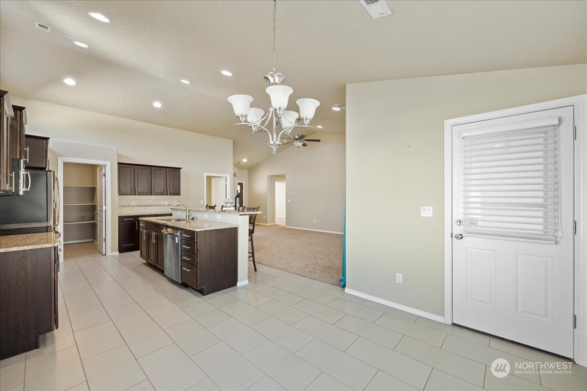 860 Myers Road Walla Walla, WA 99362 - Photo 10 of 31 Gallery Image 10