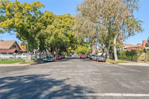 $1,499,000 | 3007 South Hobart Boulevard, Los Angeles, CA 90018