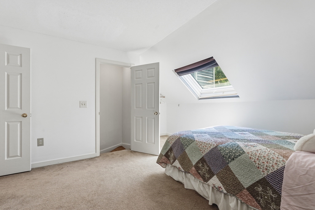 71 Amity Place, Unit 71 Amherst, MA 01002 - Photo 28 of 41