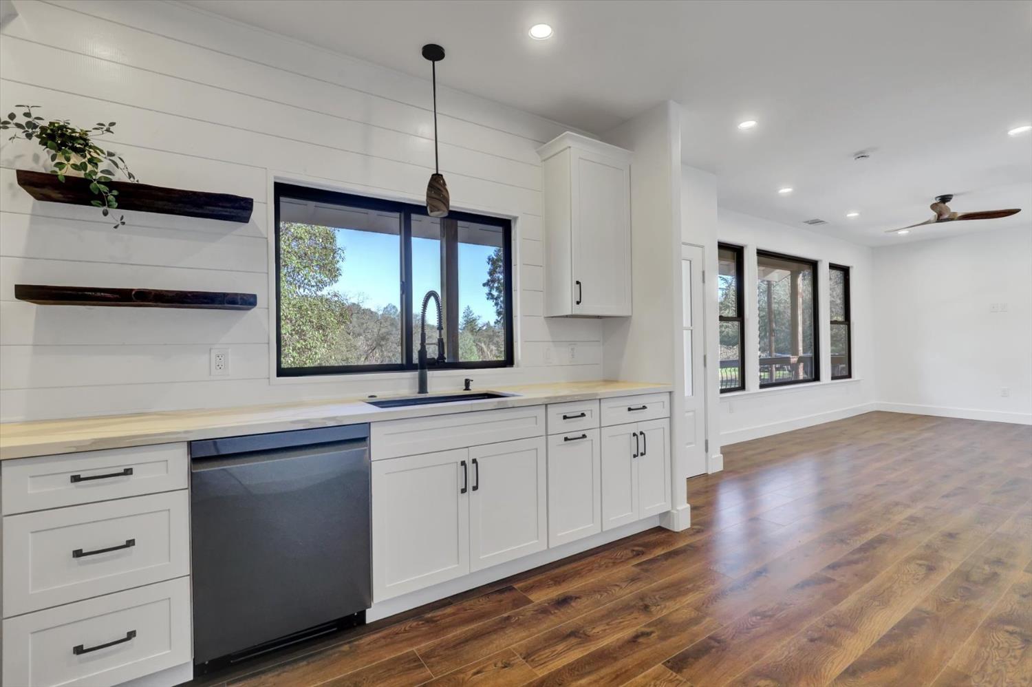 12545 Wolf Road Grass Valley, CA 95949 - Photo 15 of 99