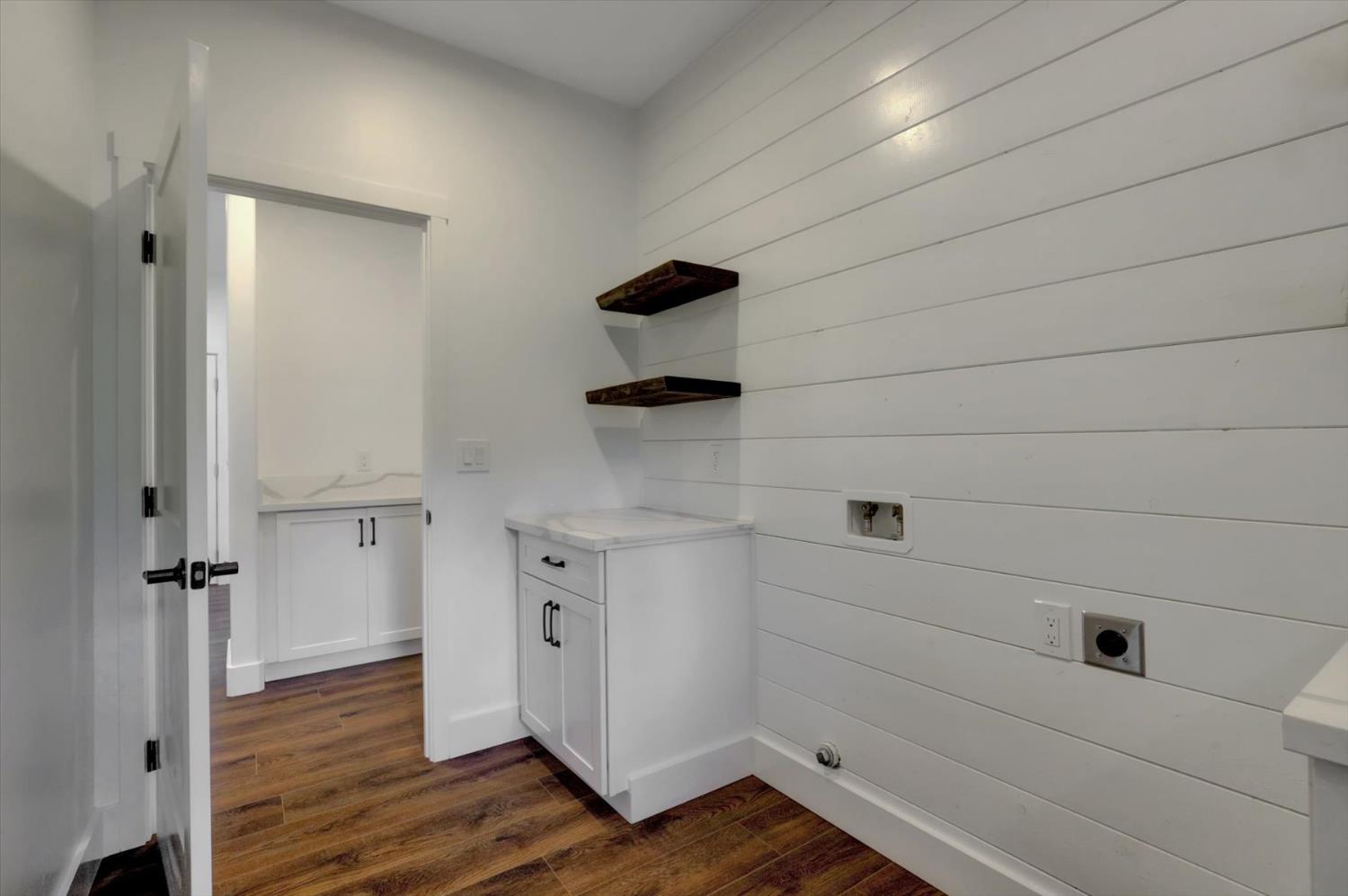 12545 Wolf Road Grass Valley, CA 95949 - Photo 27 of 99