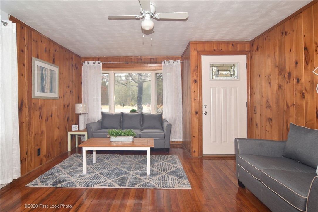 71 Pine Hill Road Richmond, RI 02812 - Photo 17 of 32