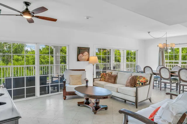 $4,195,000 | 1330 Coury Drive, Key Colony Beach, FL 33051