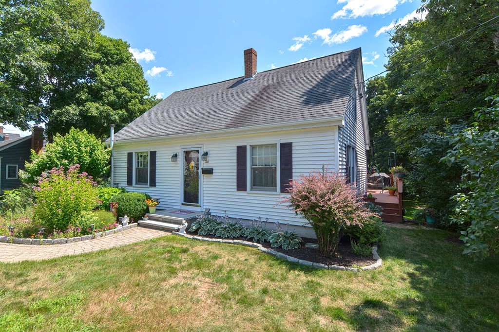26 Bancroft Road Holden, MA 01520 - Photo 2 of 37 Gallery Image 2