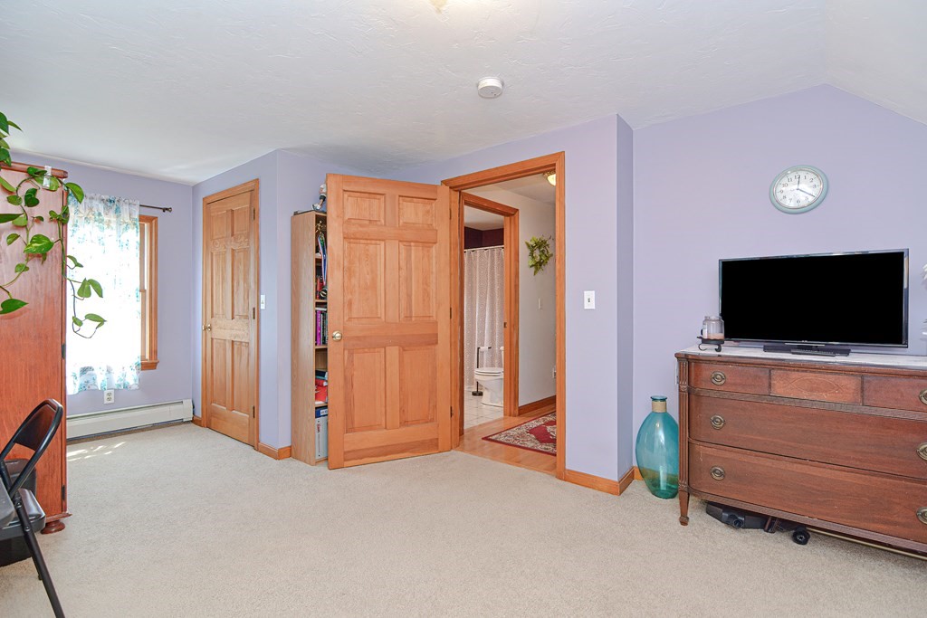 26 Bancroft Road Holden, MA 01520 - Photo 24 of 37 Gallery Image 24