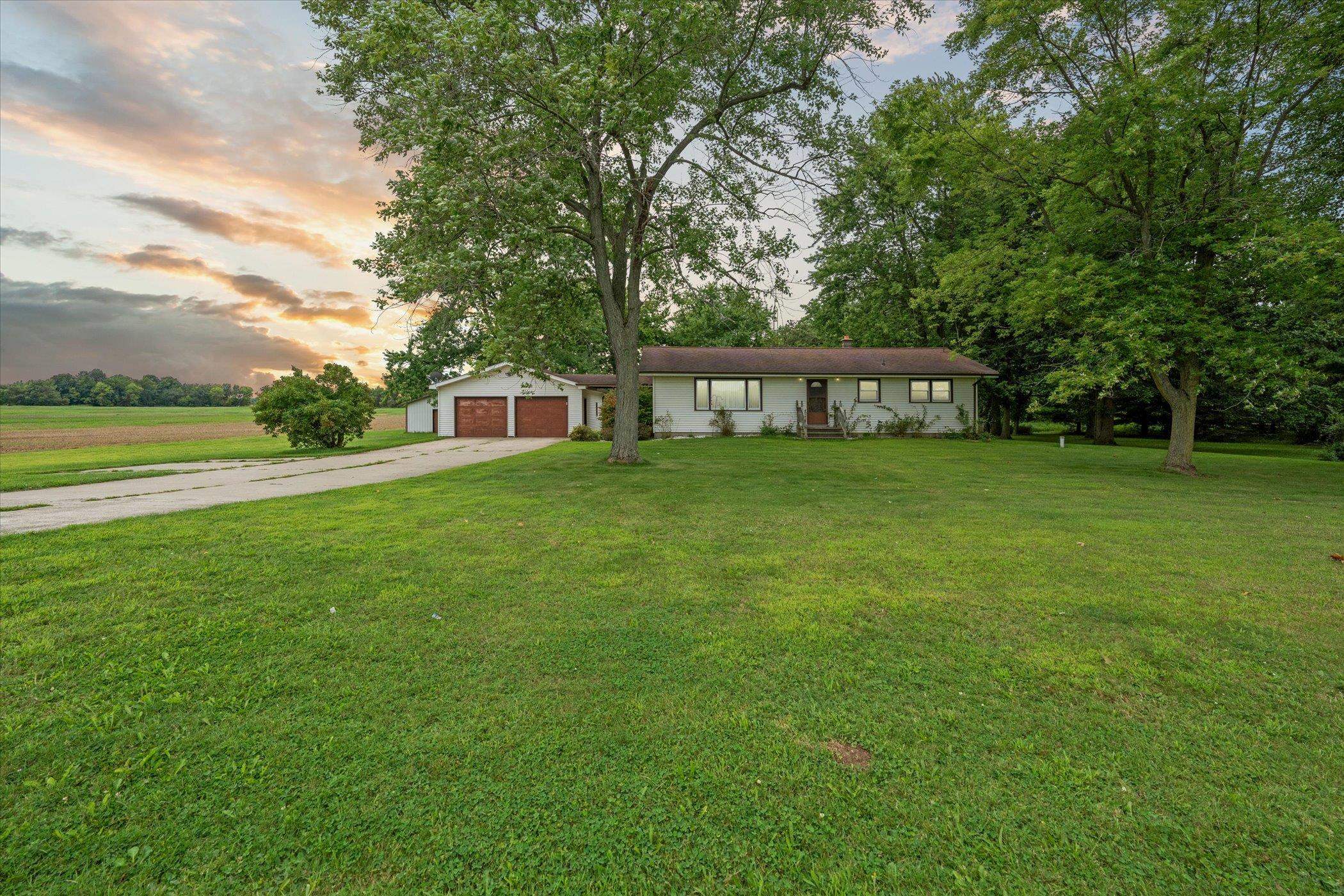 6002 South State Road Bancroft, MI 48414 - Photo 1 of 55