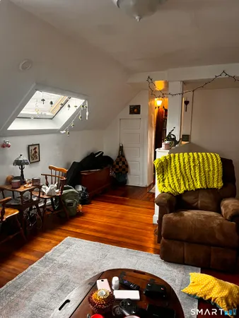 $1,400 | 172 Beacon Street, Hartford, CT 06105