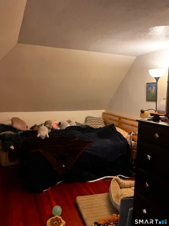 $1,400 | 172 Beacon Street, Hartford, CT 06105