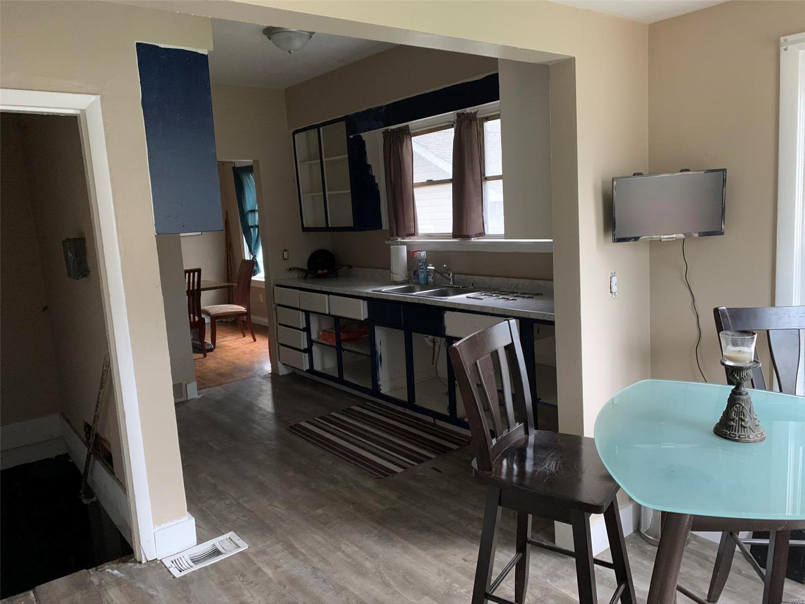 123 West Tydeman Street Roxana, IL 62084 - Photo 12 of 19