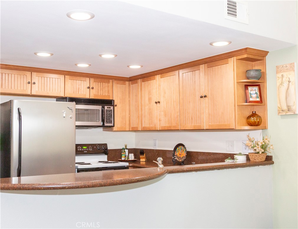 374 South Prospectors Road, Unit 126 Diamond Bar, CA 91765 - Photo 11 of 34