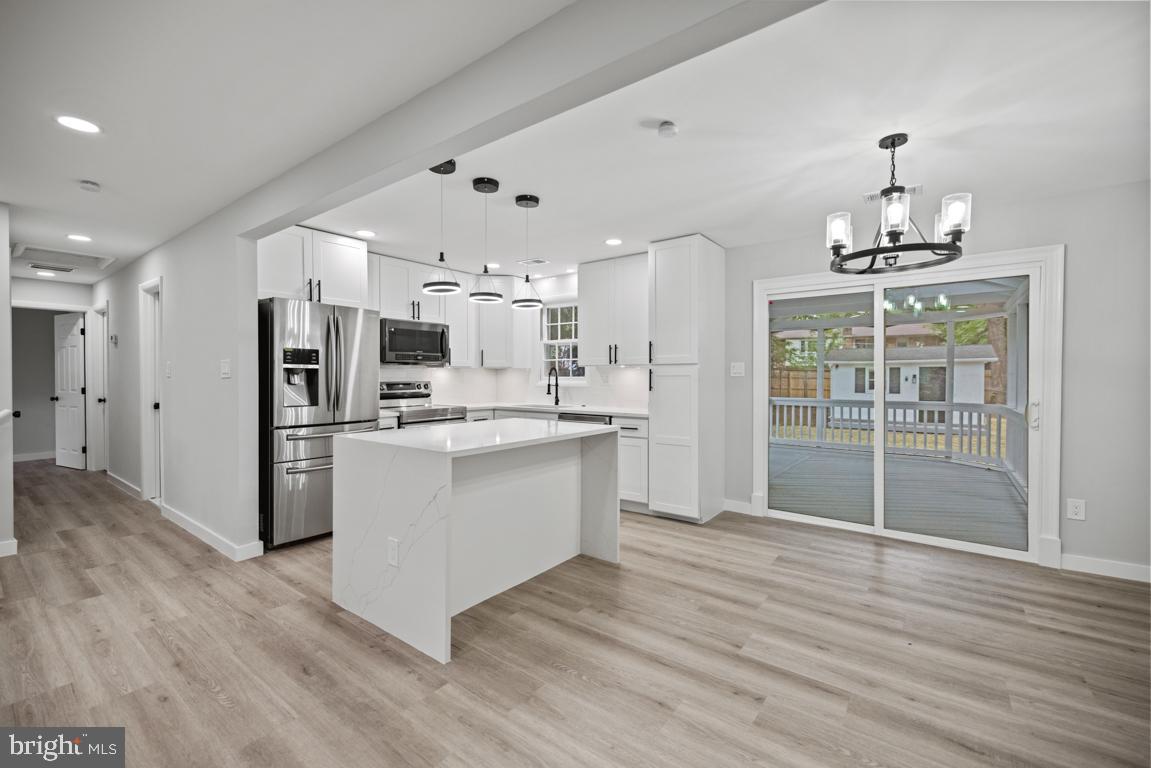 513 Dranesville Road Herndon, VA 20170 - Photo 20 of 46 Kitchen