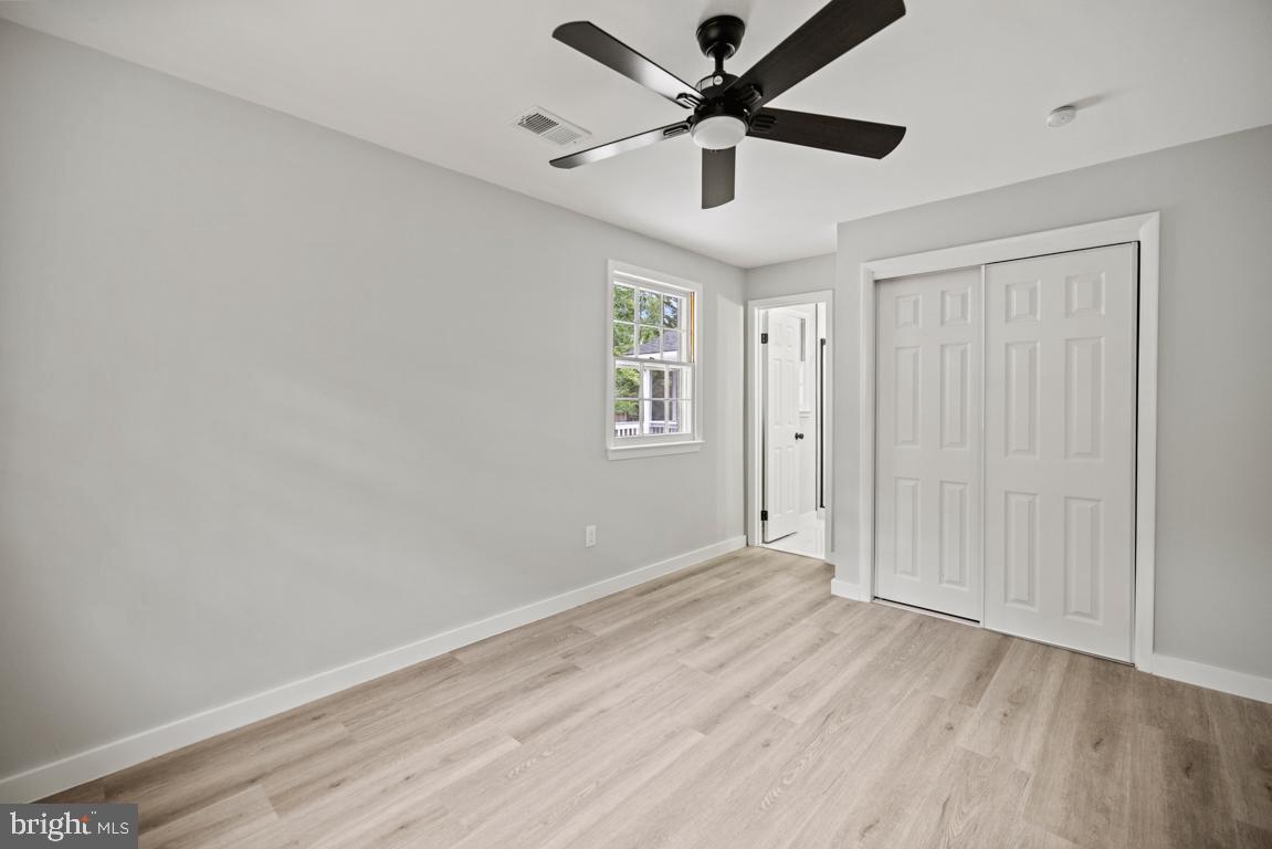 513 Dranesville Road Herndon, VA 20170 - Photo 25 of 46 Master Bedroom