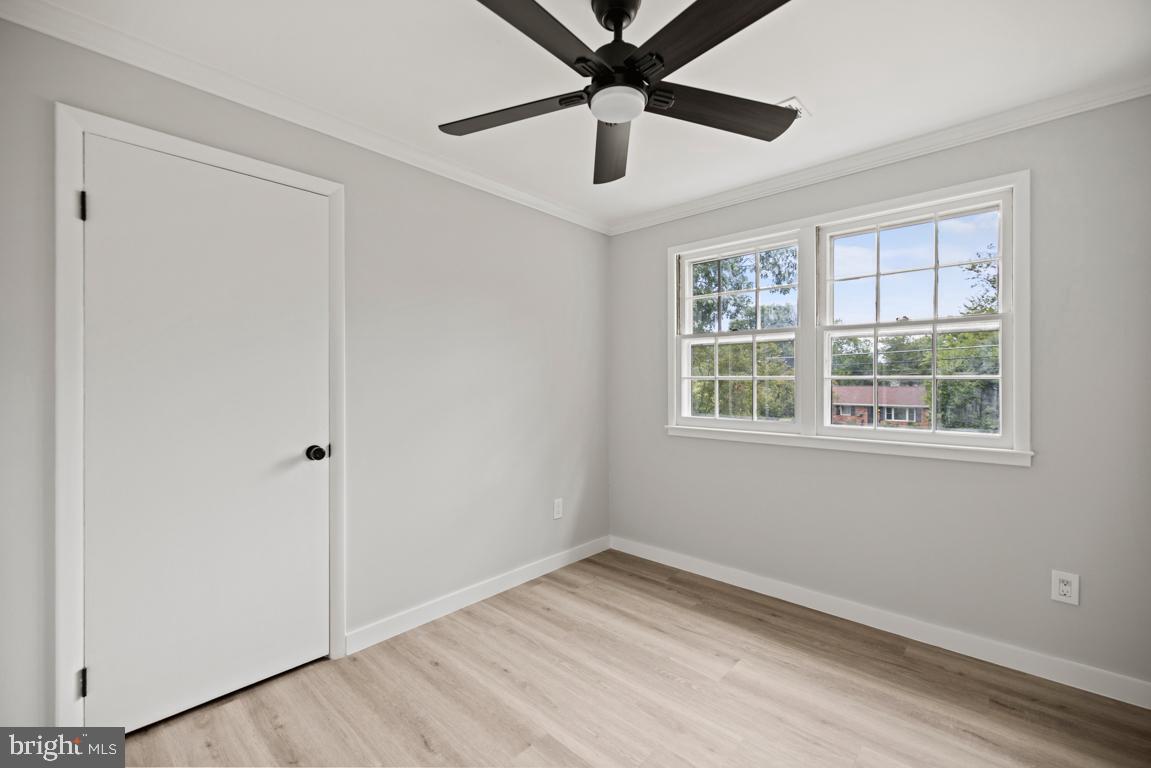 513 Dranesville Road Herndon, VA 20170 - Photo 31 of 46 Bedroom