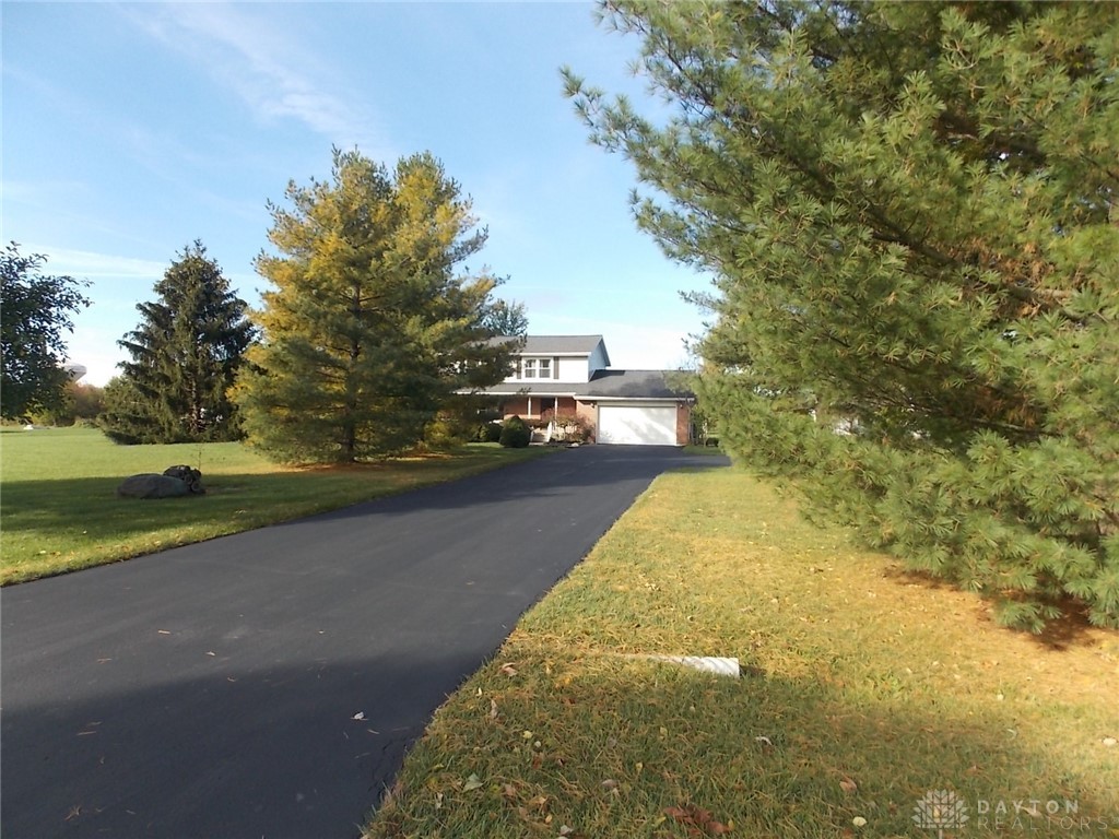 8780 Flick Road Tipp City, OH 45371 - Photo 16 of 89 Gallery Image 16