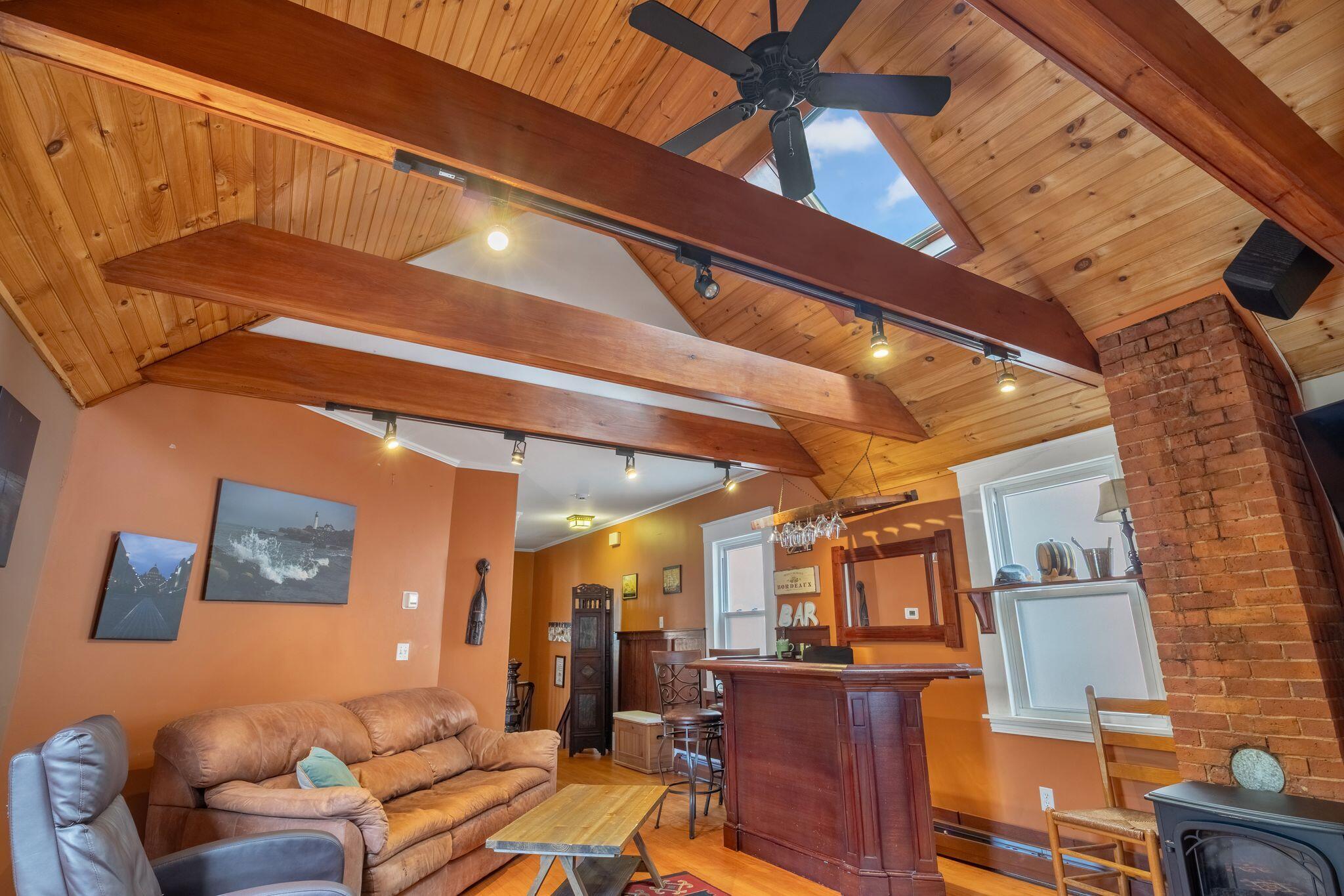 75 Carleton Street Portland, ME 04102 - Photo 9 of 51 75_Carleton_St_321