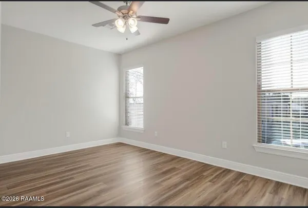 $1,800 | 139 Iberia Street, Unit I, Youngsville, LA 70592