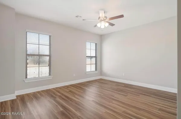 $1,800 | 139 Iberia Street, Unit I, Youngsville, LA 70592